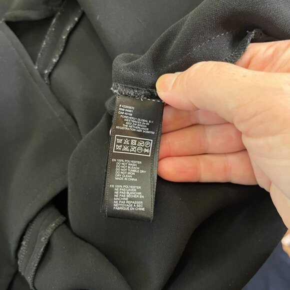 Forever 21 blouse women's S black studded short sleeve - Picture 4 of 8